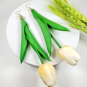 2/$20 Brand New Tulip Flower Earrings